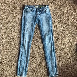 Size 3 low-rise skinny jeans